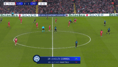 重庆球迷邀请“铁帅”李章洙吃火锅：李章洙很喜欢重庆的麻辣