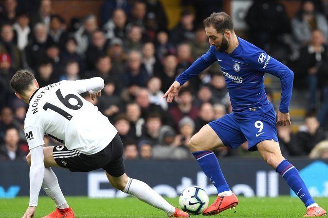 德天空：德甲三强争夺17岁中场德卡特，安德莱赫特要价2500万