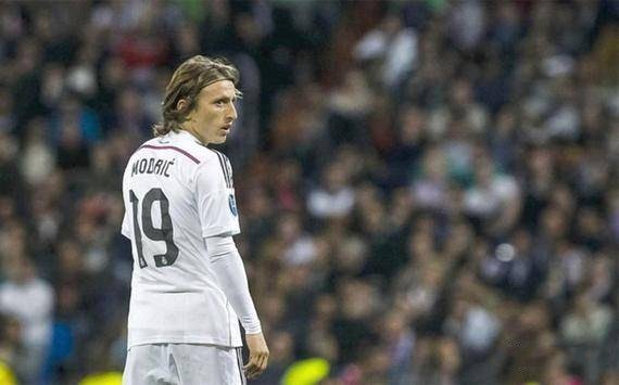 雄鹿内线统治令对手无解