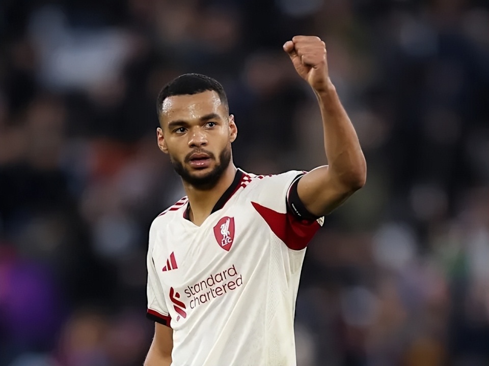 哈兰德本赛季至今直接参与35球，本世纪所有球员赛季同期第3