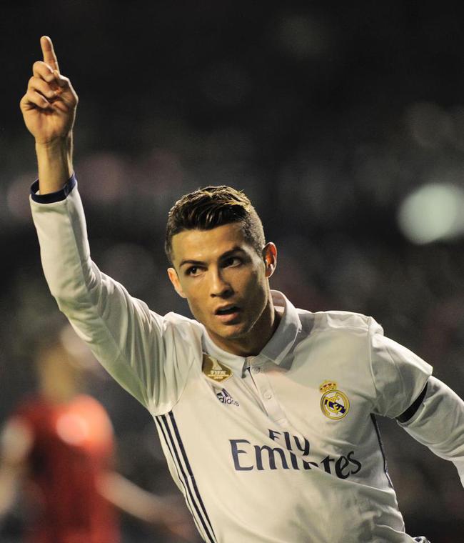 东体：申花主力赛季中后期身心疲劳，阵容一直是“明牌”状态