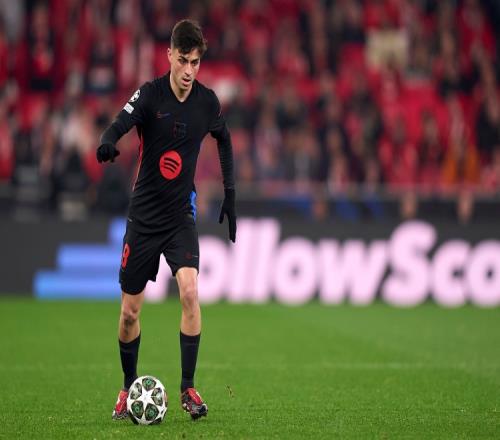 为欧洲杯预热，半决赛及决赛举办场地温布利球场进行无人机表演