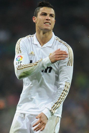 勒沃库森总监：第二轮就算赢了不莱梅，我们一样会解雇滕哈赫